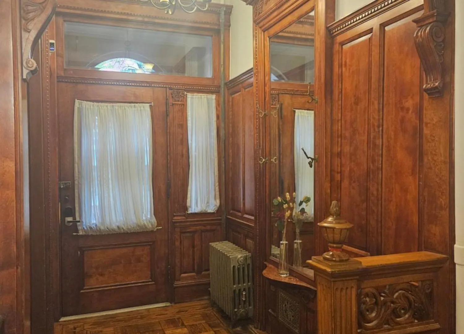 ホームステイ Large Room In Charming Townhouse ニューヨーク